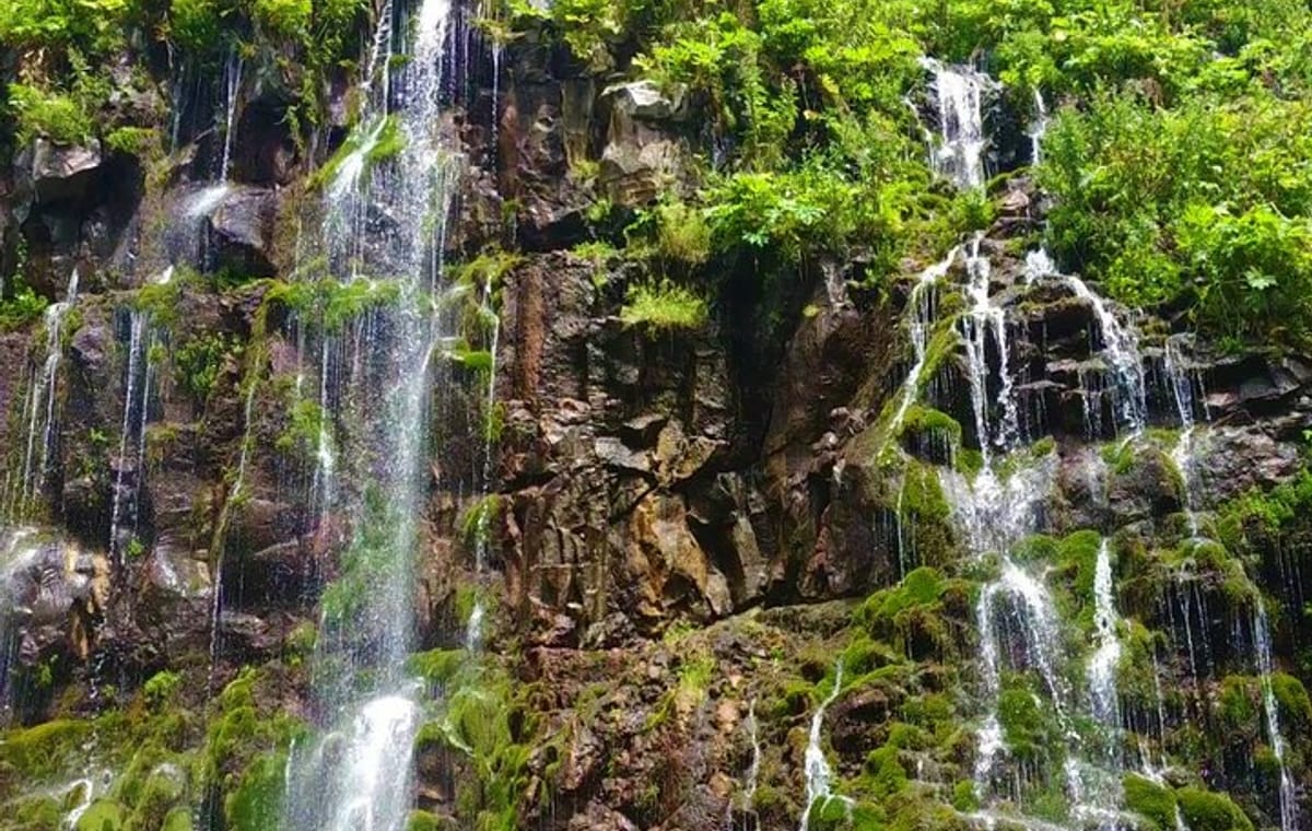 Discover Tsalka Canyon: Scenic Tour from Tbilisi