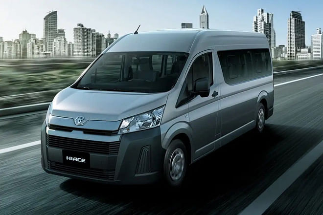 Transport private city to city/ pick-up from airport medium group size 7-12 Pax