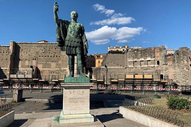 Statue of Julius Caesar