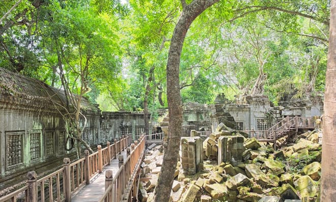 Sunrise at BengMealea with hidden Jungle -Ancient Carving (Peang Komnou) The Rock art Sanctuary photo 5