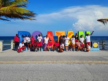 Custom Private Island Tour in Coxen Hole, Roatan