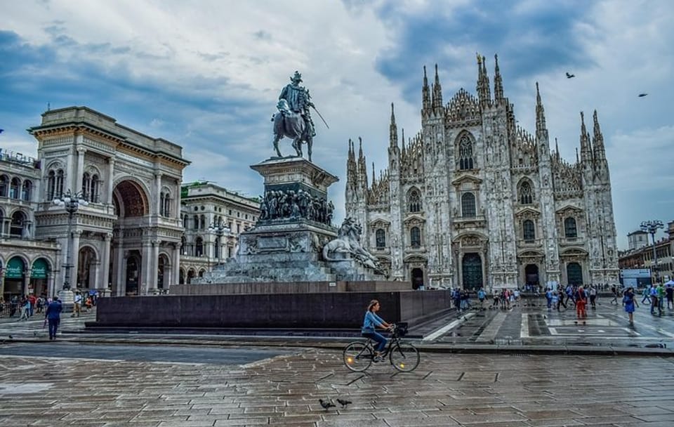 Private Historic Walking Tour of Milan's Landmarks