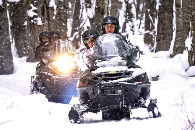 Winter in Ushuaia: Snowshoes, Snowmobile and Sleigh Rides 4