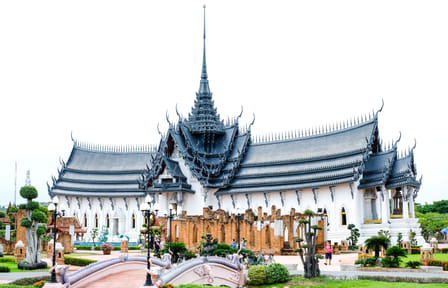 Erawan Museum and Ancient City: Combo Ticket and Khantoke Meal