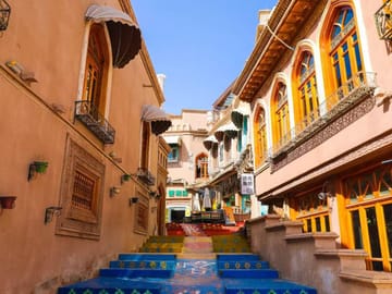 Kashgar Private Tour: Mosque, Concubine’s Garden & Old City