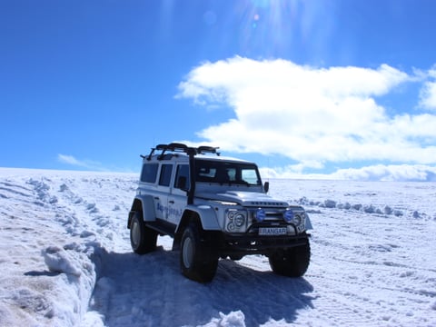DT 306 Private Superjeep Borgafjörður & Into The Glacier, photo 5