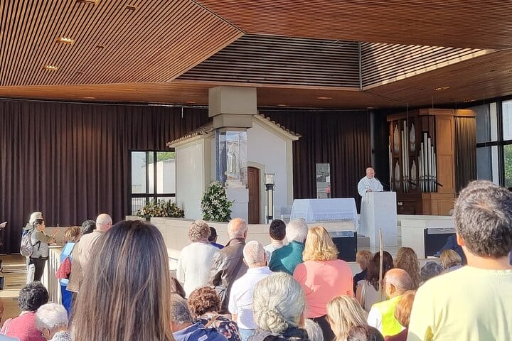 FATIMA: Private Tour to Shrine and Shepherds’ house from Porto
