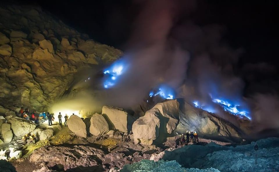 Yogyakarta and Ijen Crater 5-Day Adventure Tour