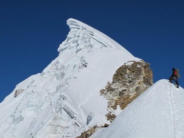 19 Days Mera Peak Climbing & Expedition – One Life-Changing Himalayan Adventure