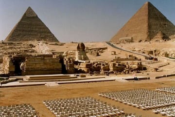 Giza Pyramids & Egyptian Museum Tour