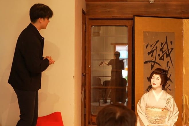 One Hour Geisha Show in Asakusa Tokyo 7