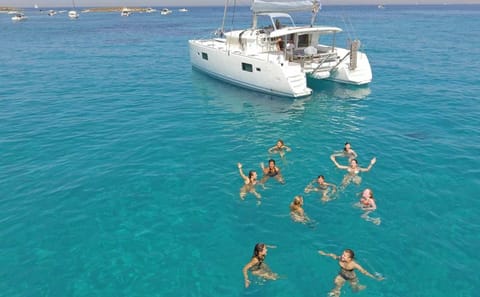 Morning Dolphin Watching and Snorkeling Cruise from Bali, Greece