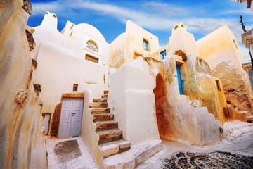 Private Santorini Tour: Akrotiri and Traditional Villages