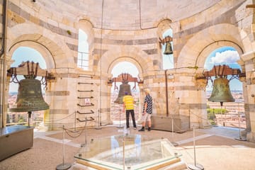Day Trip to Pisa and Florence with Leaning Tower Access from Rome