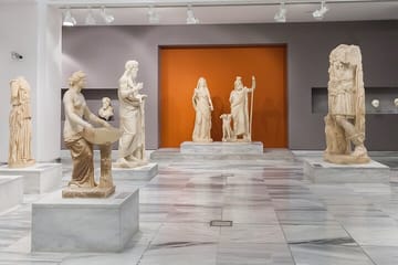 Private Tour of Knossos Palace and Heraklion Highlights
