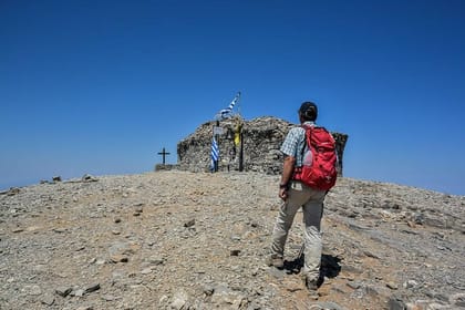 8-Day Adventure Tour: Rock Climbing and Kayaking in Crete