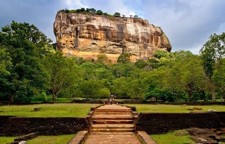 Sigiriya Rock and Dambulla Cave Tour from Trincomalee