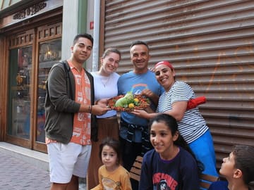 Culinary Tour of Istanbul with Ferry Ride and Local Snacks