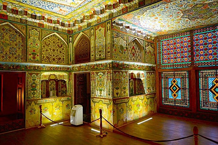 sheki-khans-house-palace-unesco-Azerbaijan