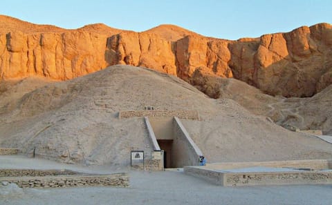 Tutankhamun Guided Tour in the Valley of the Kings, Luxor