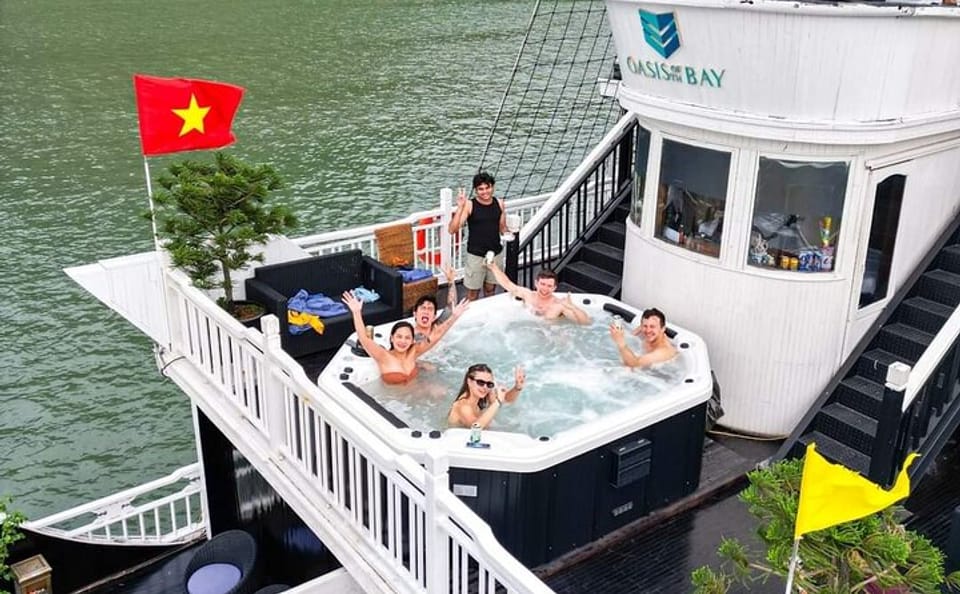 Oasis Bay Party Cruise Best for Young Traveler Outdoor Jacuzzi