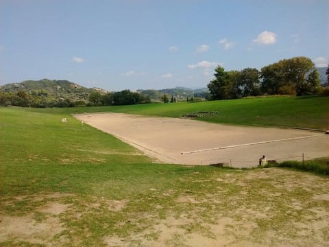 Private Tour of Ancient Olympia & Isthmus Canal From Athens
