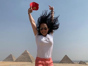 Cairo Layover Tour: Pyramids, Sphinx, Coptic Cairo & Bazaar