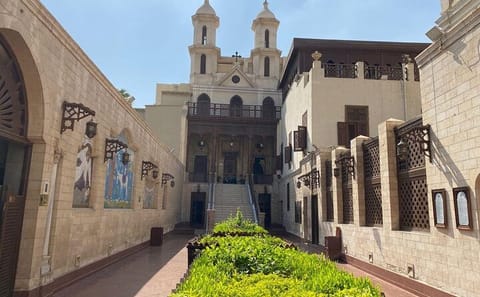 Cairo Hidden Gems Tour: Culture, Cuisine, and Nile Ride