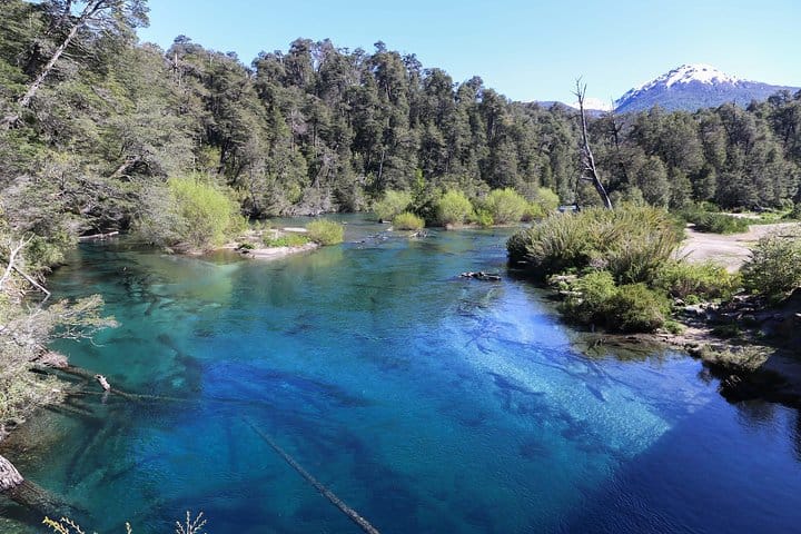 Enjoy the incredible beauty Bariloche's lakes