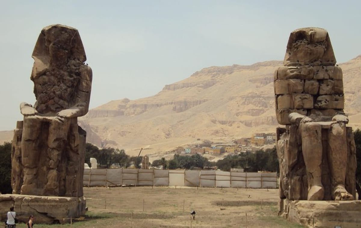 Full-Day Luxor Highlights Tour: East and West Banks