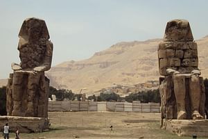 Full-Day Luxor Highlights Tour: East and West Banks