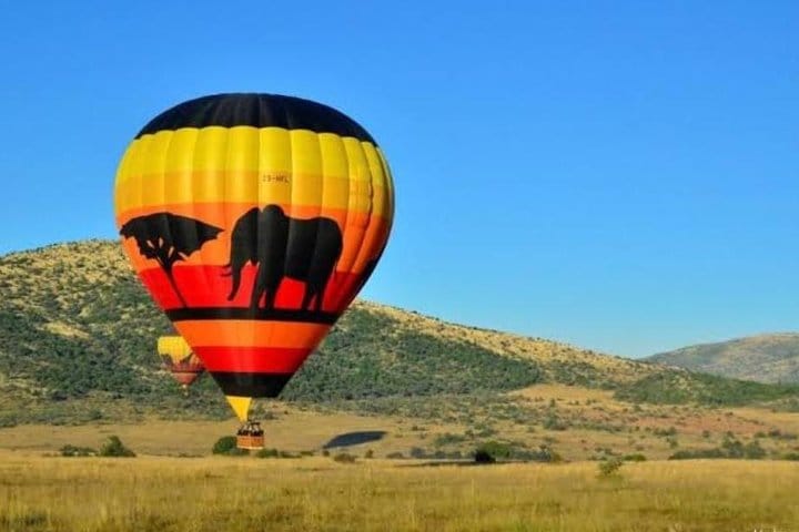 Hot Air Balloon Safari in Jaipur with Pick & Drop in A/C Transportation