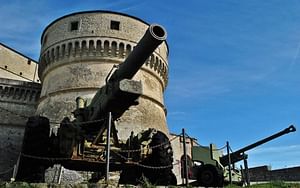 Fortress San Leo, Museum Verucchio and Walkways of Gradara