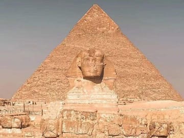 Pyramids of Giza Tour