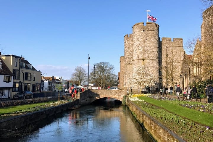 Canterbury Cathedral and Leeds Castle Private Full Day Tour 8