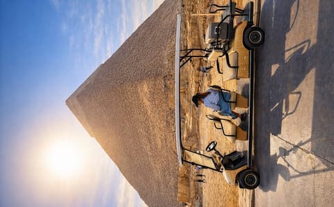 Giza Pyramids VIP Tour by Golf Cart with Expert Guide