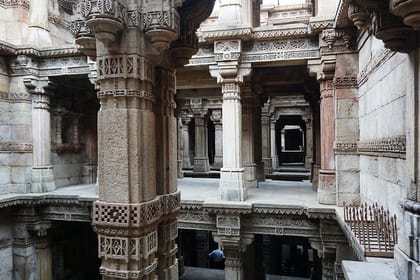 Ahmedabad to Indore Architecture & Temple Tour