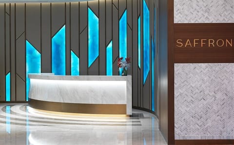 Atlantis the Palm Buffet with Monorail or Balloon Pass in Dubai