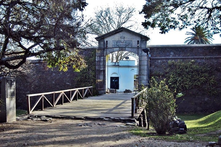 Small-Group Day Trip to Colonia from Buenos Aires 6