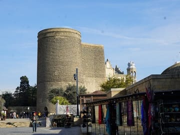 Bakucitytour_baku_city_tour_VLAtourism_vla_tourism_vla_travel_MaidenTowwer_Maiden_Tower