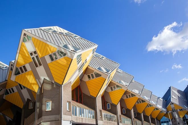 Rotterdam Walking Tour with Puzzle Solving photo 2