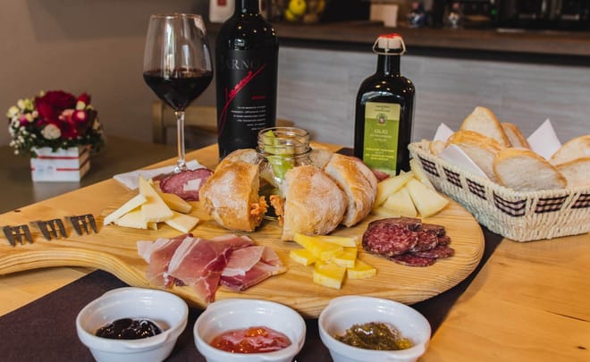 Pescara Old Town Food and Wine Walking Tour - Photo 9