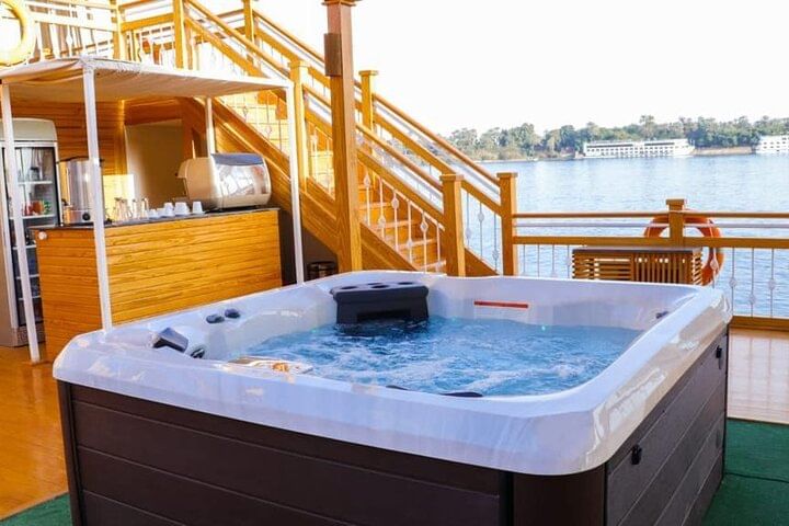 5 Days 4Nights Private Nile Cruise Dahabiya From Luxor To Aswan