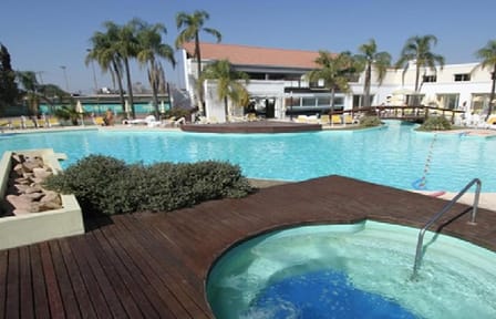 Full Day Thermal Spa Tour to Rio Hondo from Tucumán