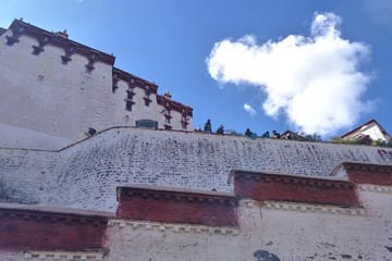 6-Day Lhasa Tour with Namtso Lake and Cultural Highlights