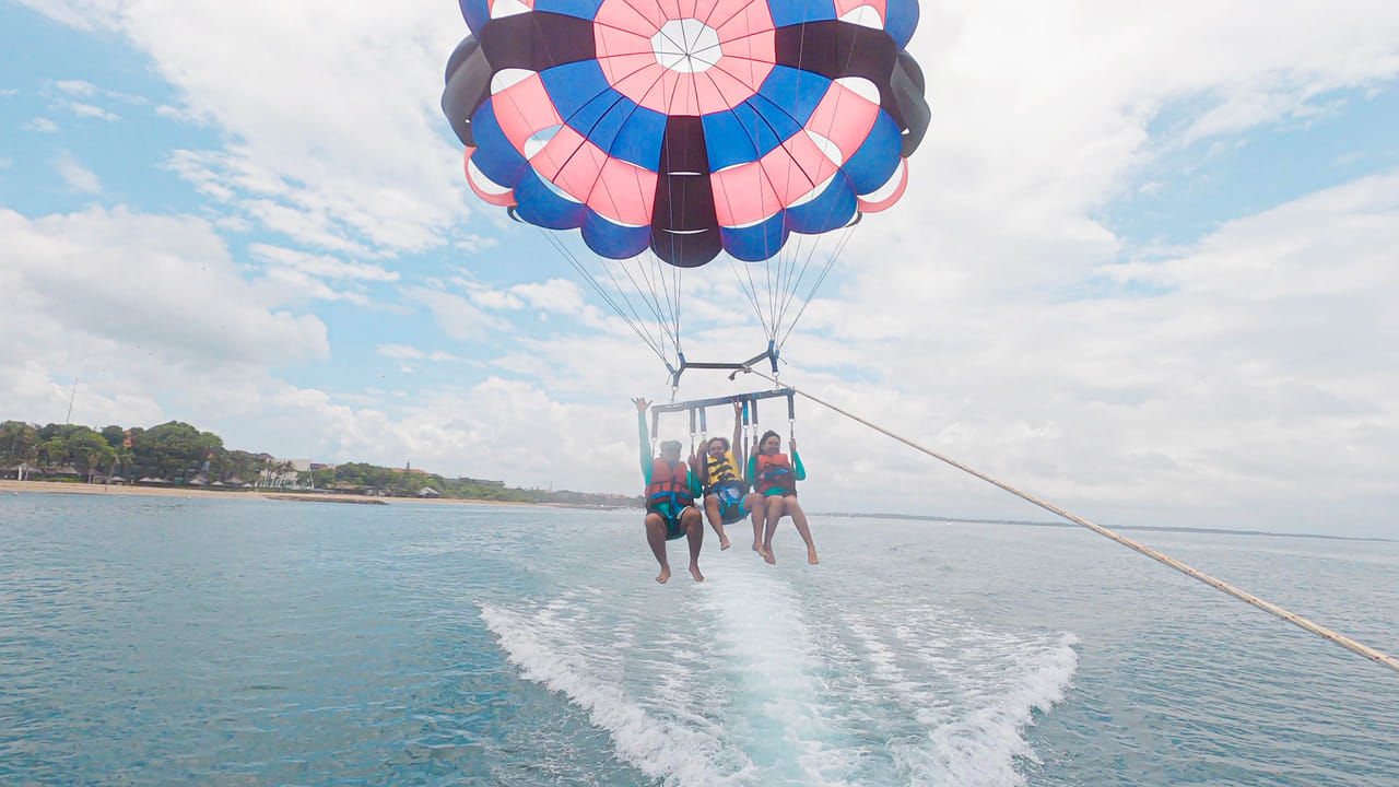 Bali Parasailing Adventure Experience with Transport 6