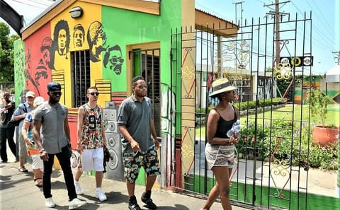 Bob Marley Nine Mile Guided Tour from Montego Bay