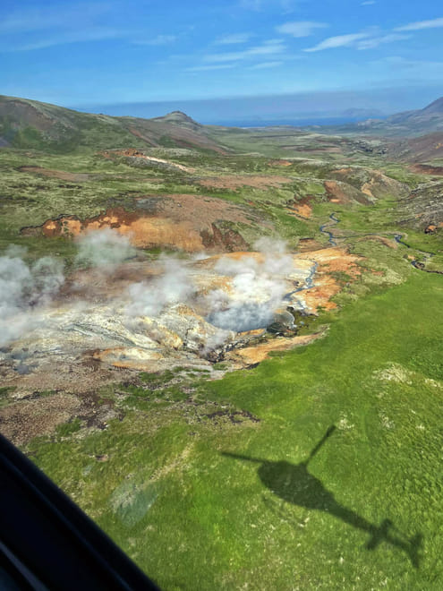 Geothermal Hot Springs Landing Helicopter Tour from Reykjavík 7