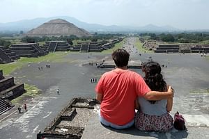 Private Combo 2 days: Teotihuacan+Basilica+Tlatelolco+Xochimilco+Frida+Coyoacan