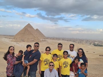 Private Tour of Giza Pyramids, Sphinx, Memphis, and Saqqara